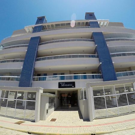 Ed Mônaco, 150 metros da praia de Bombas Bombinhas Exterior foto