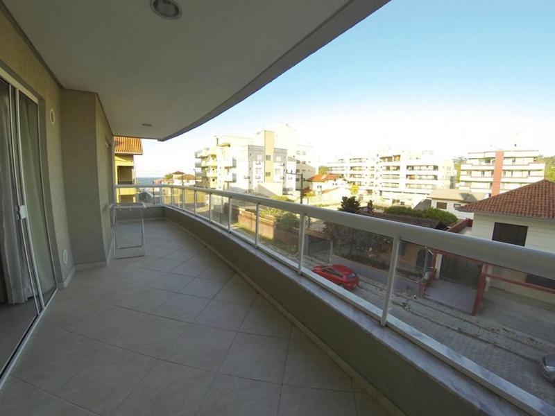 Ed Mônaco, 150 metros da praia de Bombas Bombinhas Exterior foto